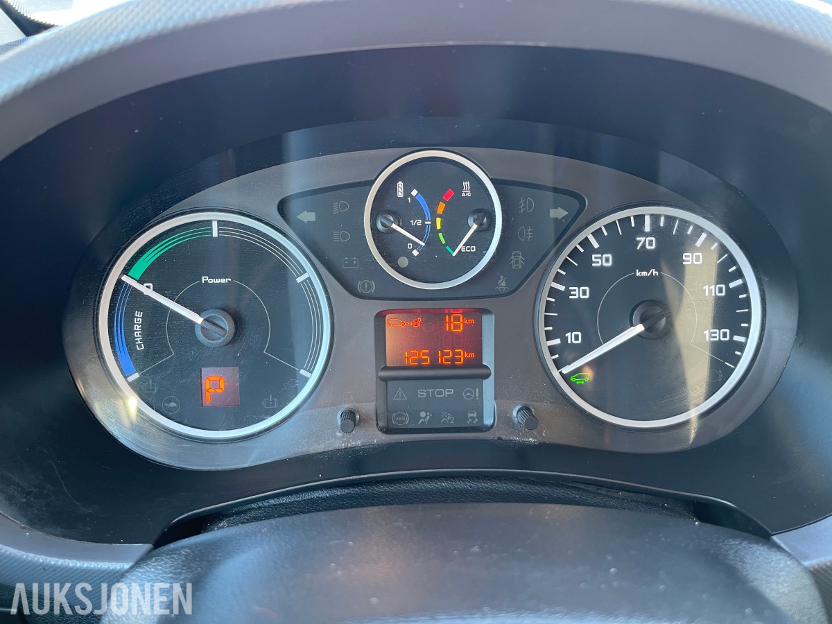2016 Peugeot PARTNER *INGEN MINSTEPRIS*  ELECTRIC SKYVEDØRER KLIMA PARK.SENSOR