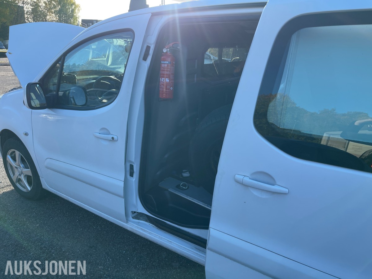 2016 Peugeot PARTNER *INGEN MINSTEPRIS*  ELECTRIC SKYVEDØRER KLIMA PARK.SENSOR