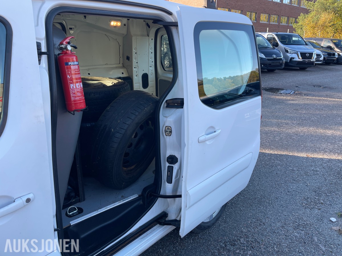 2016 Peugeot PARTNER *INGEN MINSTEPRIS*  ELECTRIC SKYVEDØRER KLIMA PARK.SENSOR