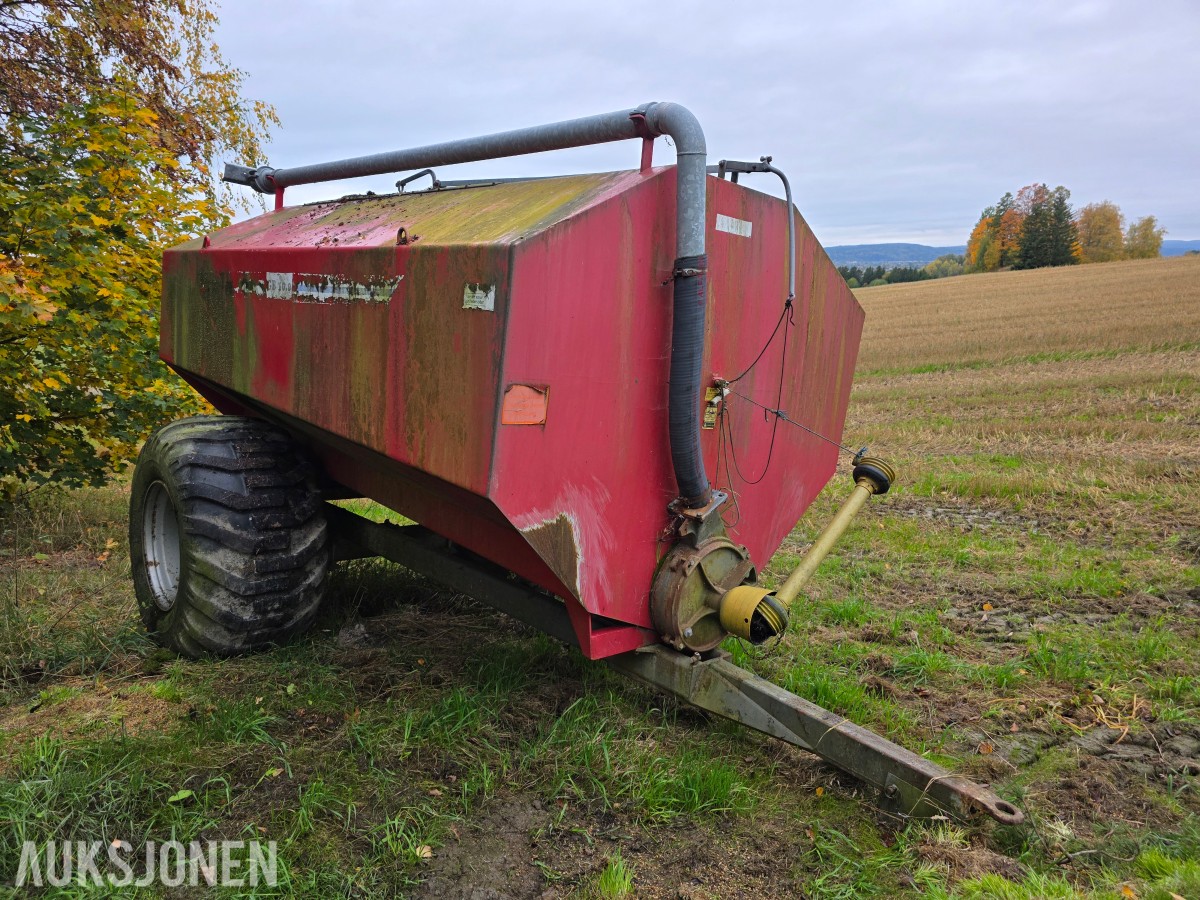 2002 MOI gjødselvogn/spreder GB10.0 