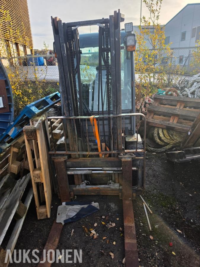 2009 Toyota Tonero 35 Gaffeltruck - reparasjons objekt