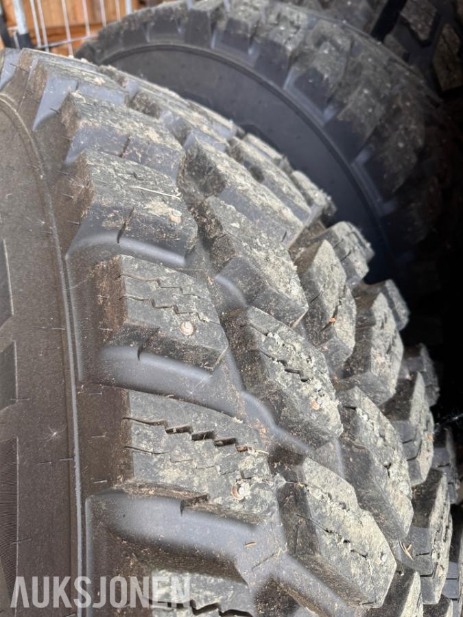 2019 Nokian Hakkapelitta TRI Piggdekk