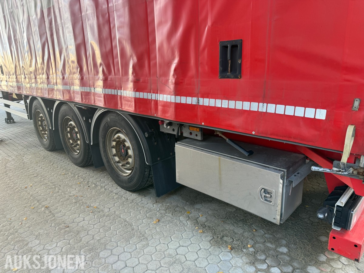 2023 System trailer Gardintrailer med løft på aksel 1