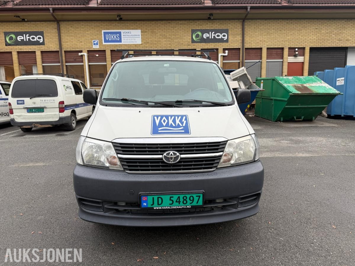 2010 Toyota HiAce, 2.5-117 D 4WD, 239430km m/innredning i varerom