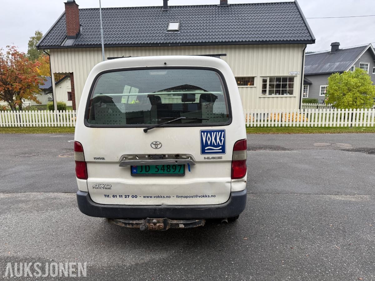 2010 Toyota HiAce, 2.5-117 D 4WD, 239430km m/innredning i varerom