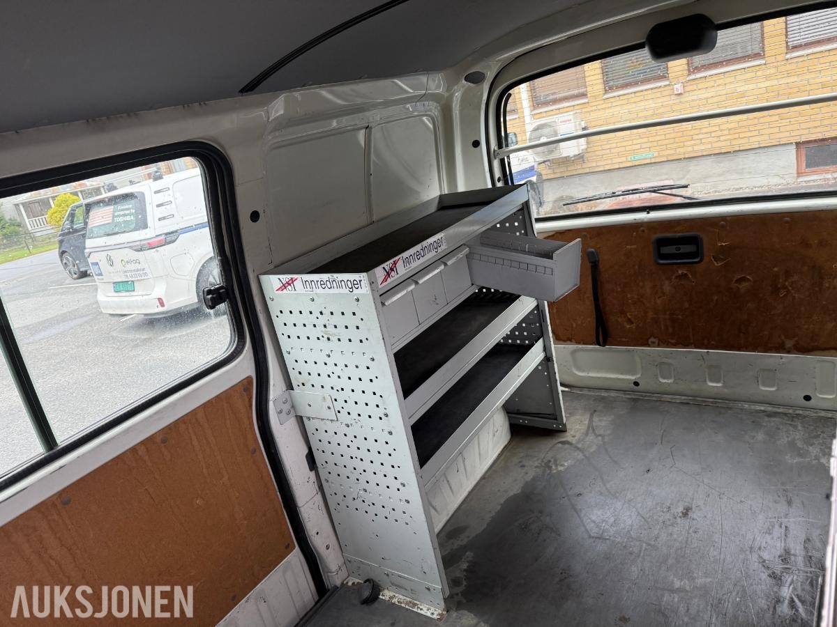 2010 Toyota HiAce, 2.5-117 D 4WD, 239430km m/innredning i varerom