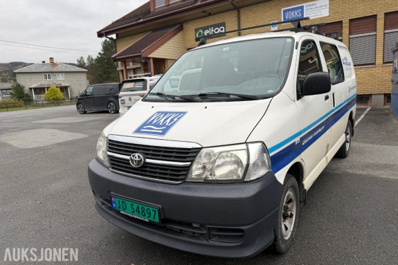 2010 Toyota HiAce, 2.5-117 D 4WD, 239430km m/innredning i varerom