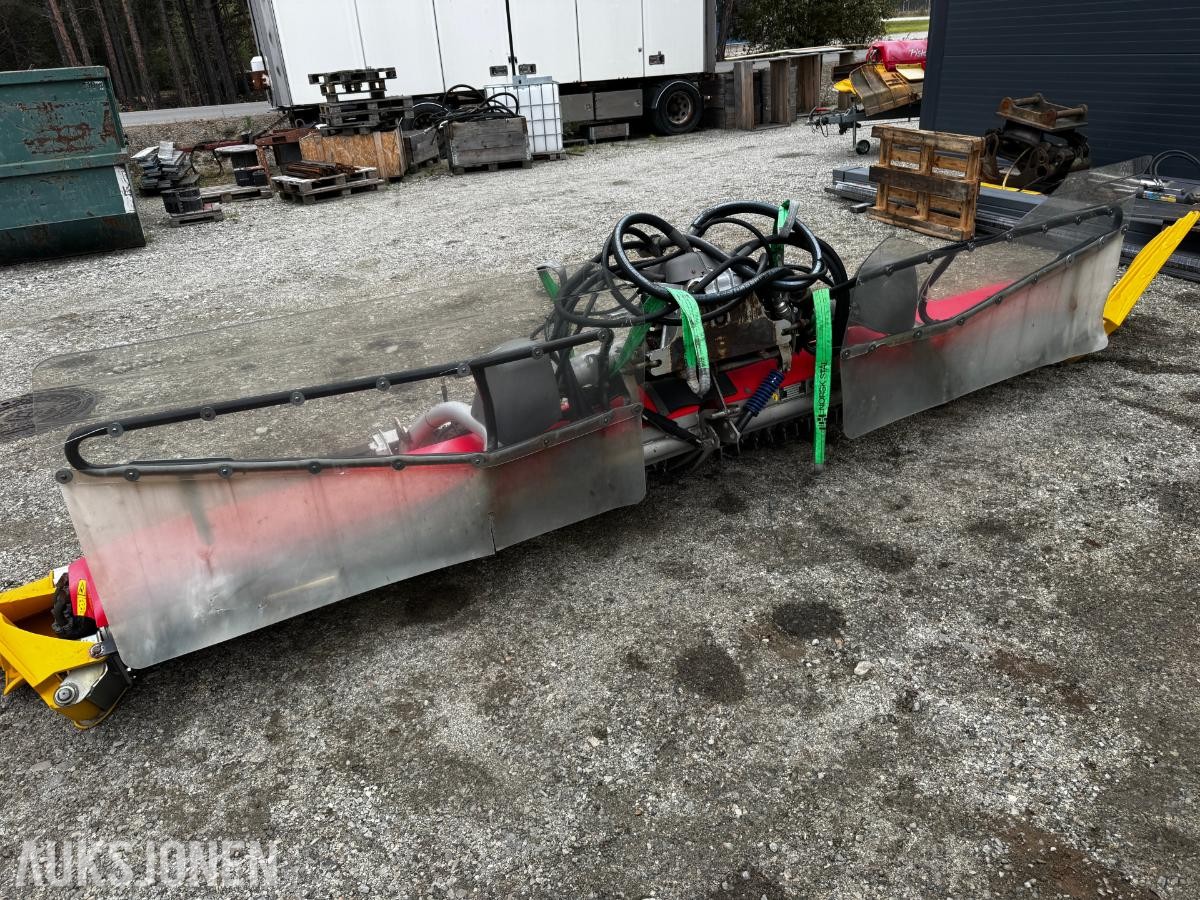 2007 Pisten Bully 600 600 tråkkemaskin med fres