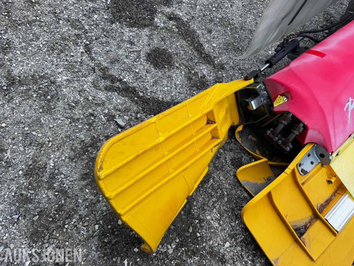 2007 Pisten Bully 600 600 tråkkemaskin med fres