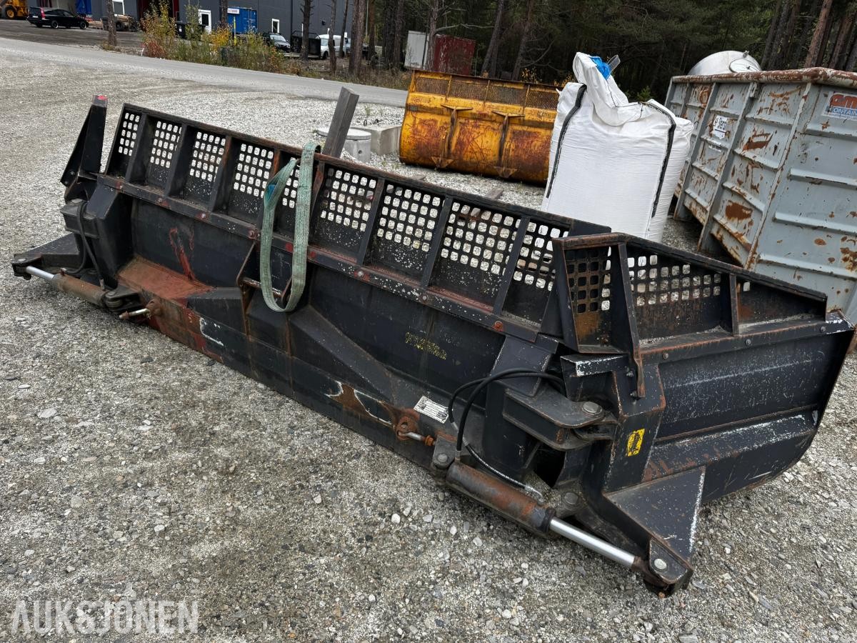 2007 Pisten Bully 600 600 tråkkemaskin med fres