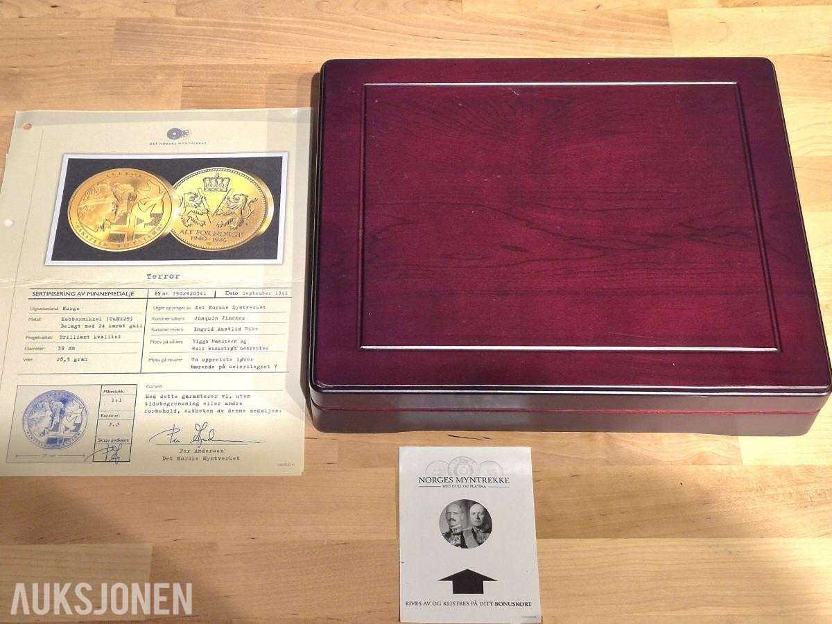 Alt for Norge 1940-1945 Gullbelagte minnemedaljer