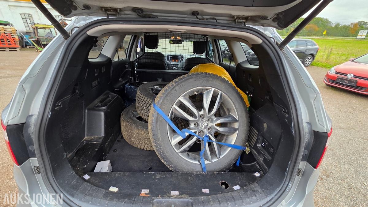 2015 Hyundai GRAND SANTA FE 2.2-197 D 4WD Rep objekt , 155000km