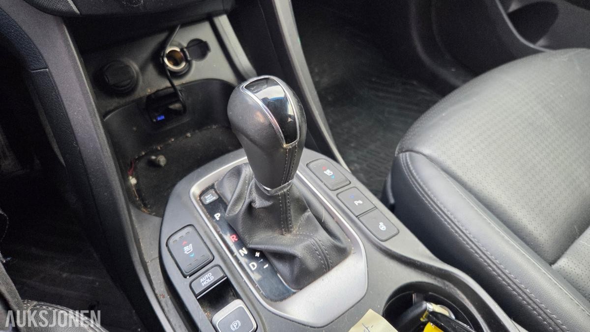 2015 Hyundai GRAND SANTA FE 2.2-197 D 4WD Rep objekt , 155000km