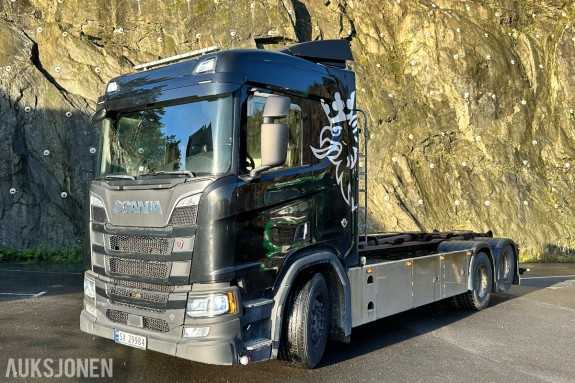 2017 Scania R580 B6x2NB kroklastebil med Multilift XR22 22 t krokpåbygg - Eu-godkjent til 06/27 - Km: 227663