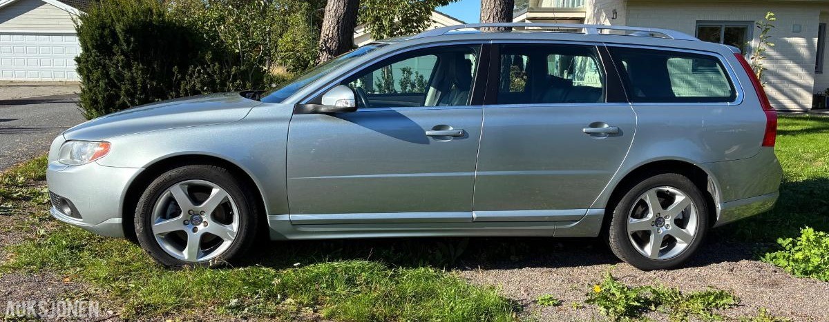 2010 VOLVO V70 2.4D 175HK AUTOMAT EU-OK 10.28 SERVICEHISTORIKK