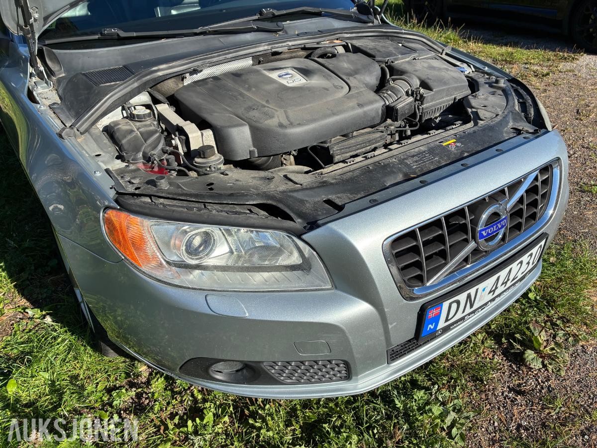 2010 VOLVO V70 2.4D 175HK AUTOMAT EU-OK 10.28 SERVICEHISTORIKK