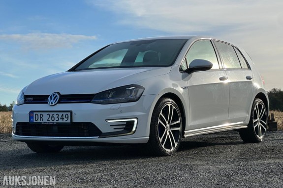 2016 Volkswagen Golf, 2016 VOLKSWAGEN GOLF GTE 1,4-150 DSG PARKSENSOR, 164082km