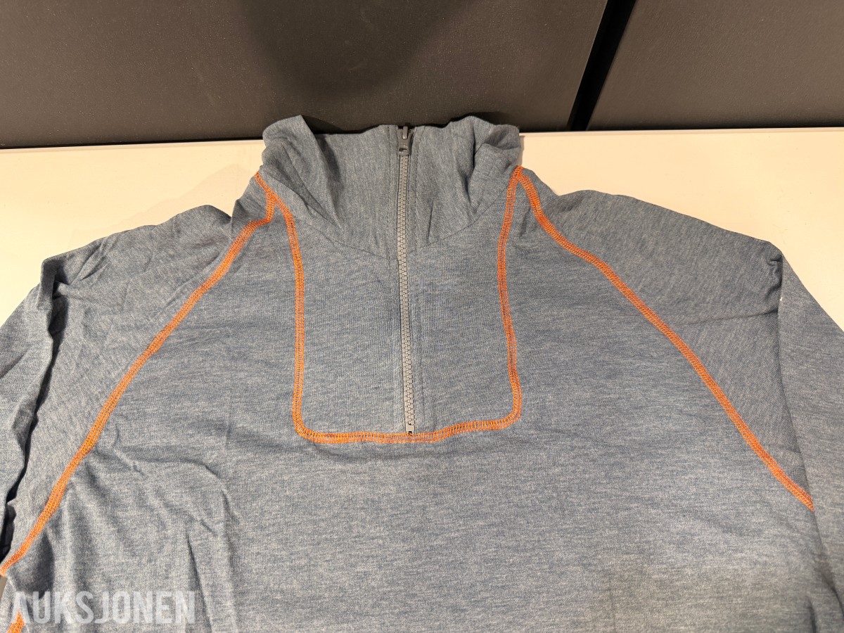 111 stk Univern superundertøy overdel i størrelse S/M/3XL med glidelås