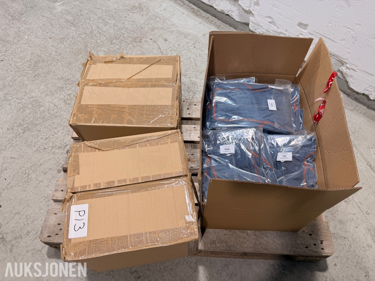 111 stk Univern superundertøy overdel i størrelse S/M/3XL med glidelås
