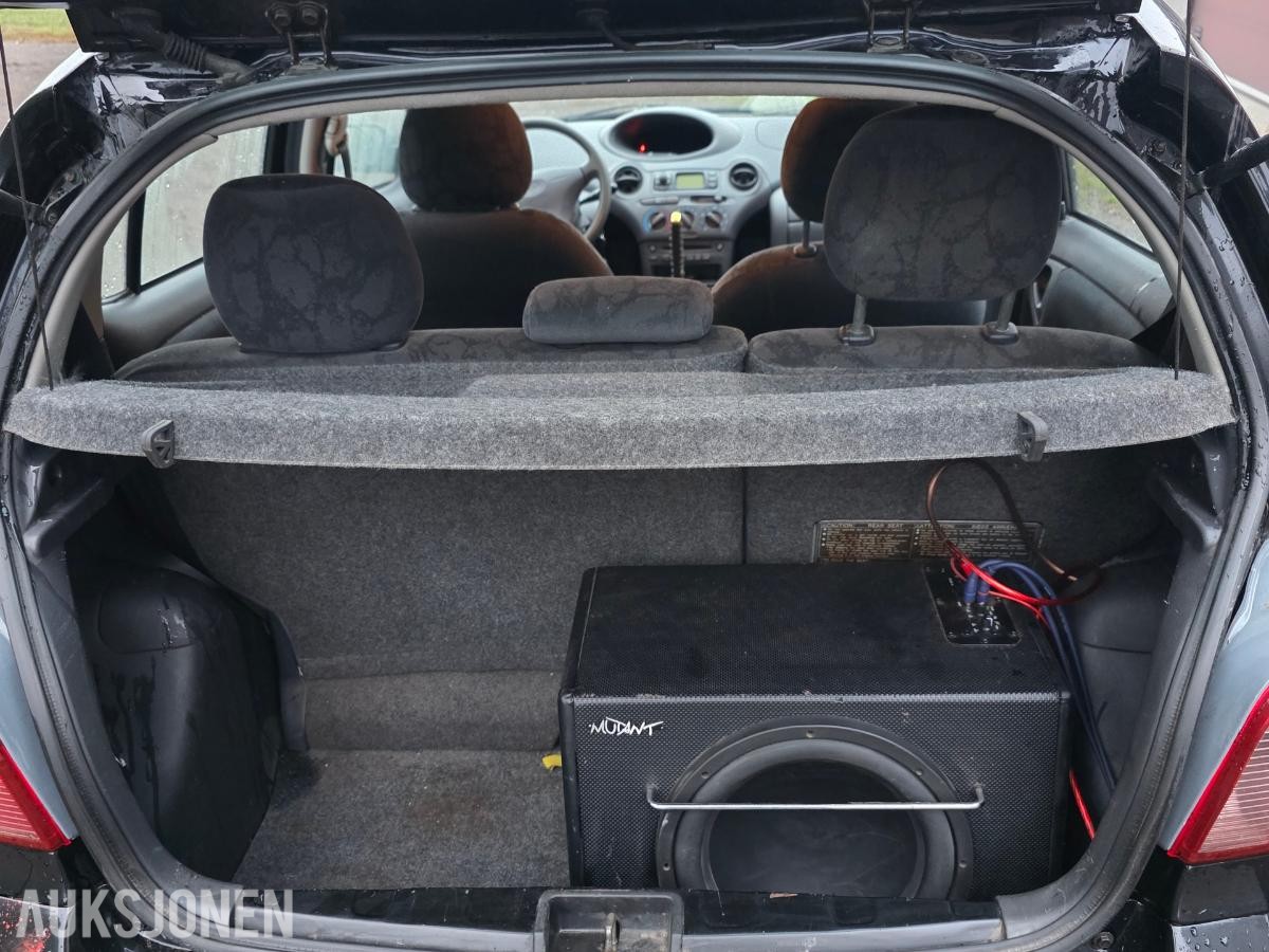 2001 Toyota Yaris 1.3 VVT-i, 100899km, EU OK til 09.2028