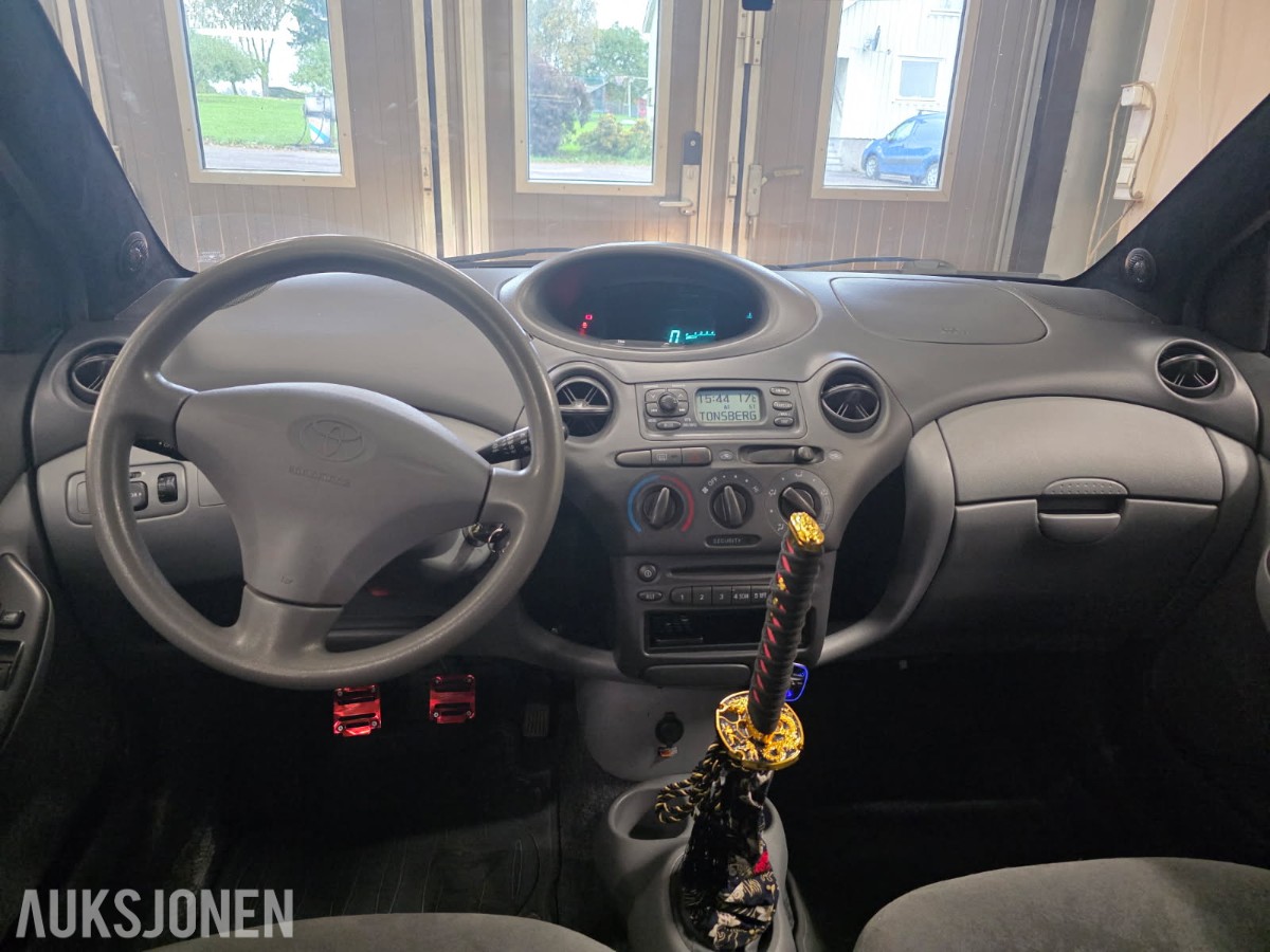 2001 Toyota Yaris 1.3 VVT-i, 100899km, EU OK til 09.2028