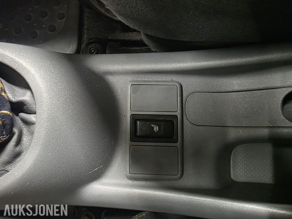 2001 Toyota Yaris 1.3 VVT-i, 100899km, EU OK til 09.2028