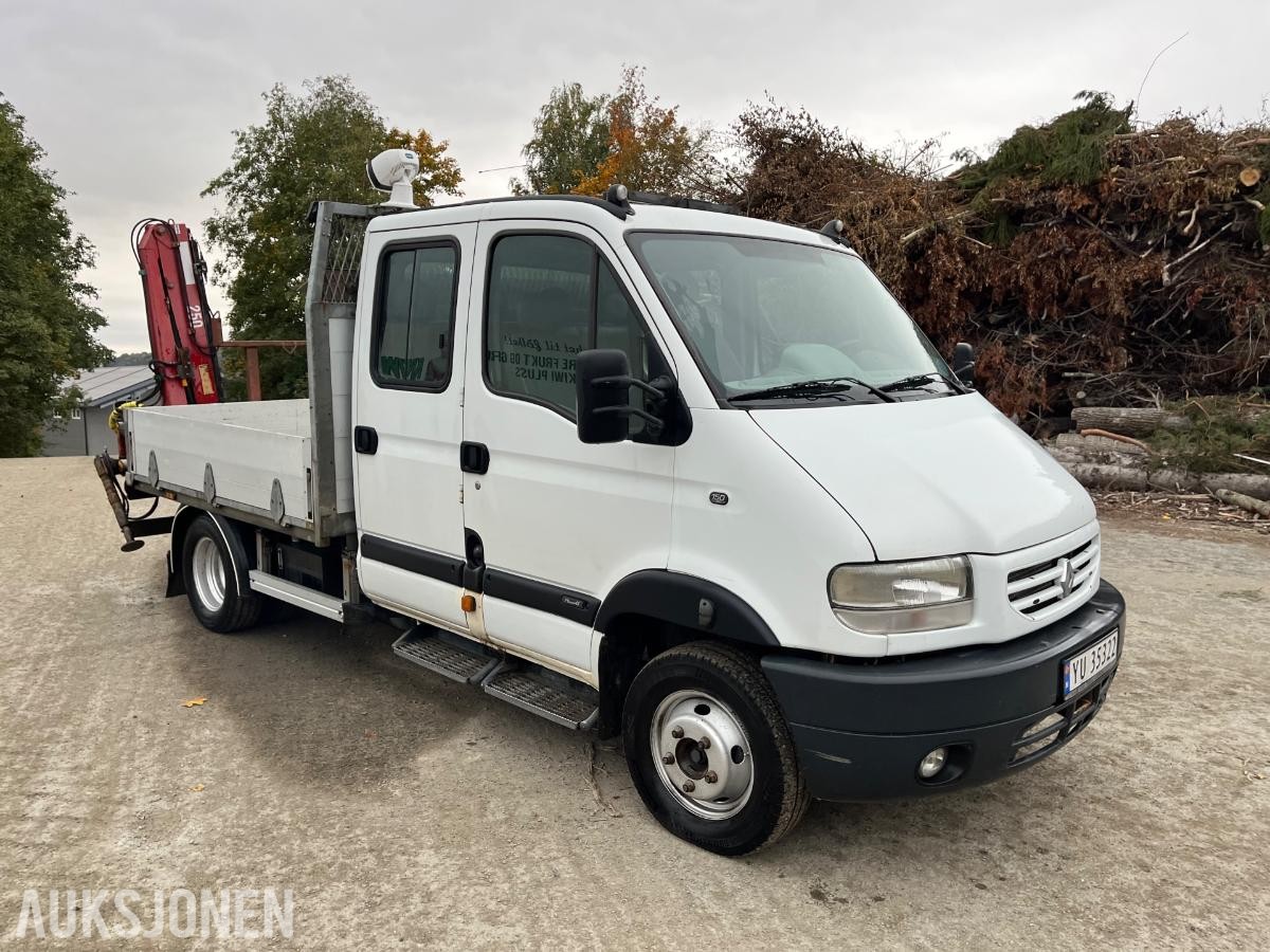 2003 Renault Mascott med HMF 250 kran, 6 seter