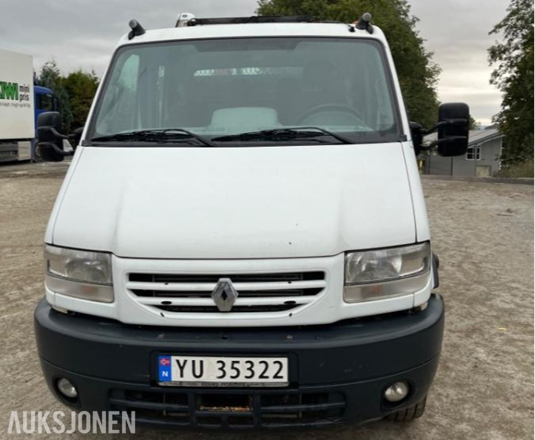 2003 Renault Mascott med HMF 250 kran, 6 seter