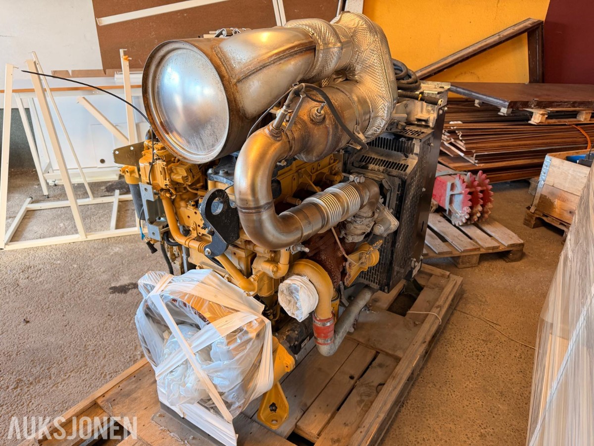Caterpillar C4.4 dieselmotor / powerpack for traktor