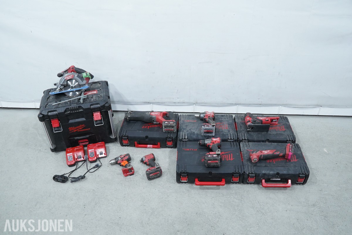 Milwaukee M18 batteriverktøy - 8 maskiner og 2 hurtigladere