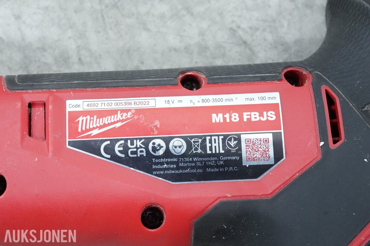Milwaukee M18 batteriverktøy - 8 maskiner og 2 hurtigladere