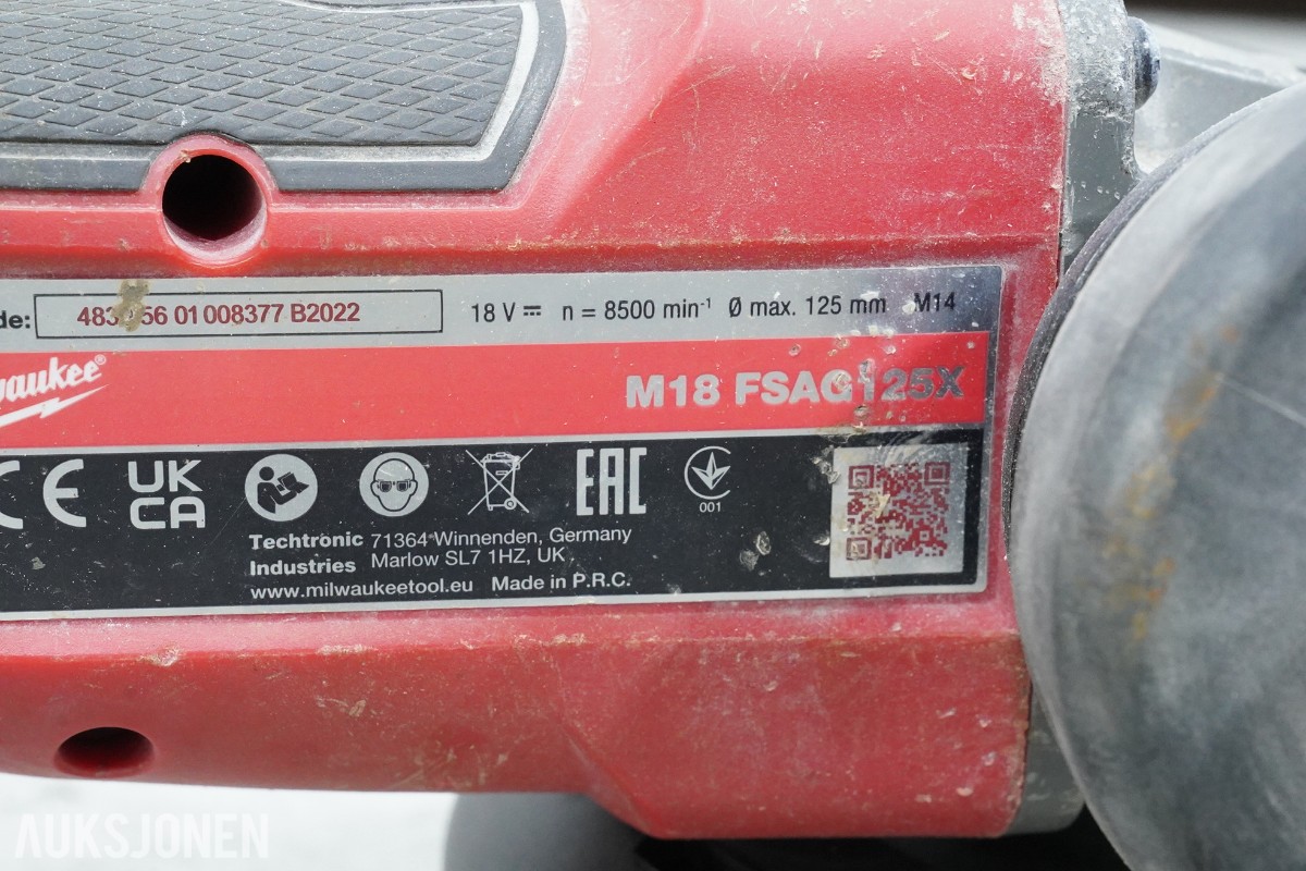 Parti Milwaukee M18 batteriverktøy - 8 maskiner, batterier, ladere