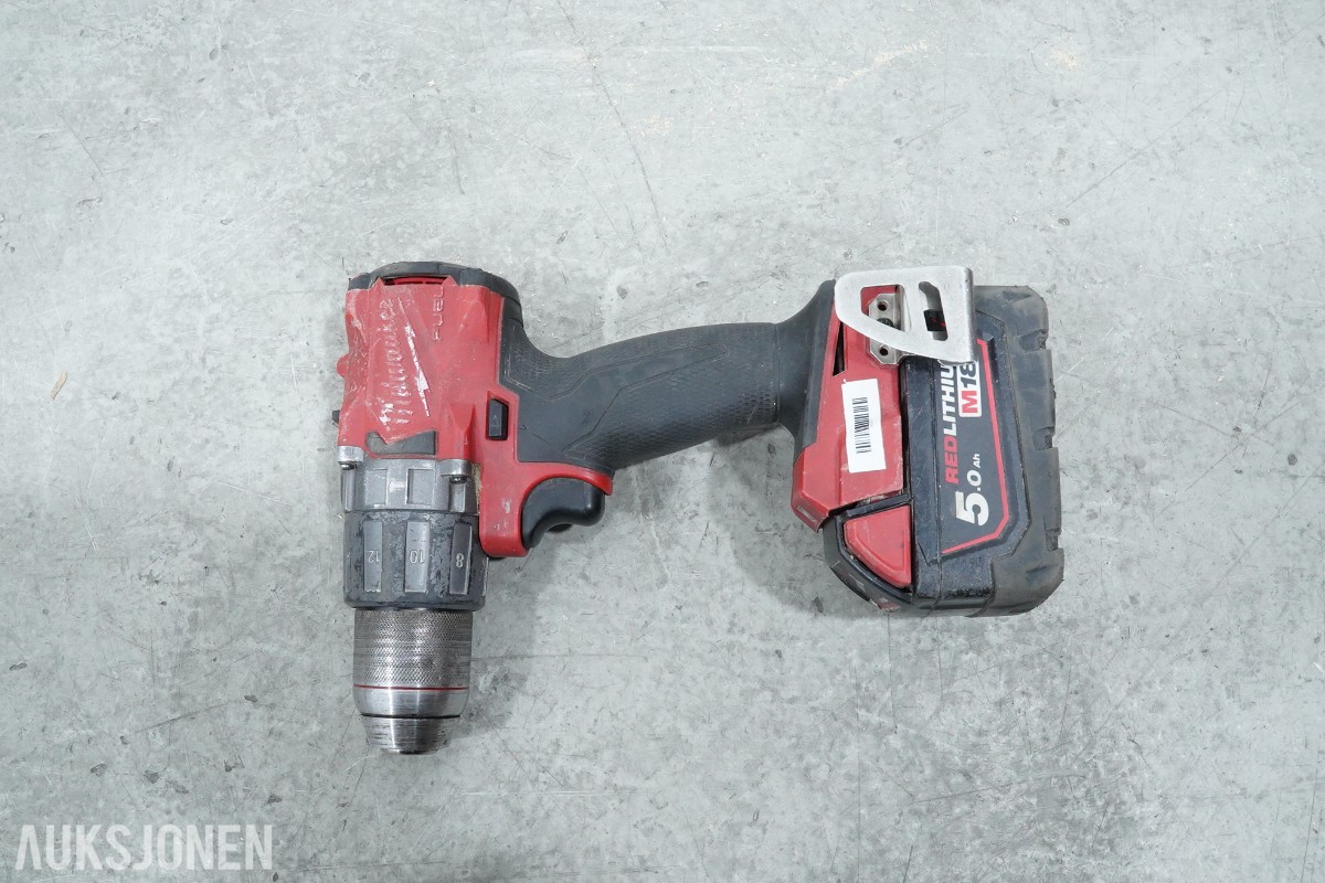 Parti Milwaukee M18 batteriverktøy - 8 maskiner, batterier, ladere