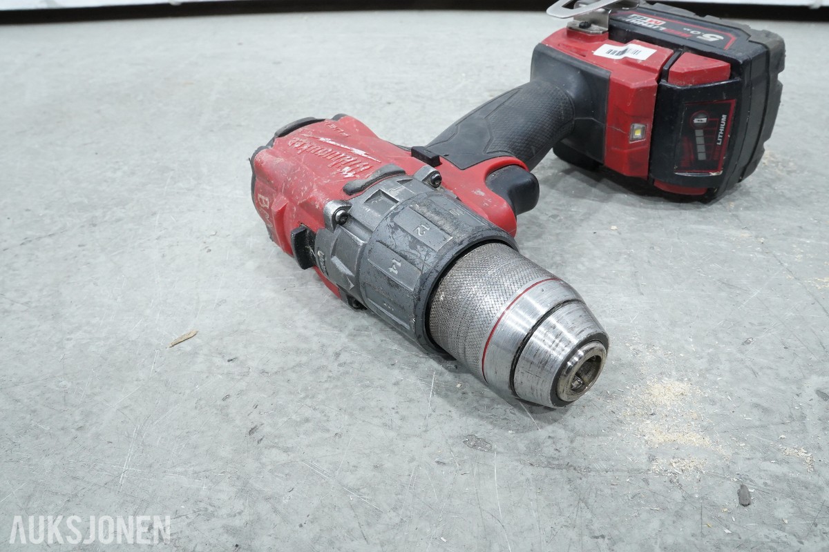 Parti Milwaukee M18 batteriverktøy - 8 maskiner, batterier, ladere