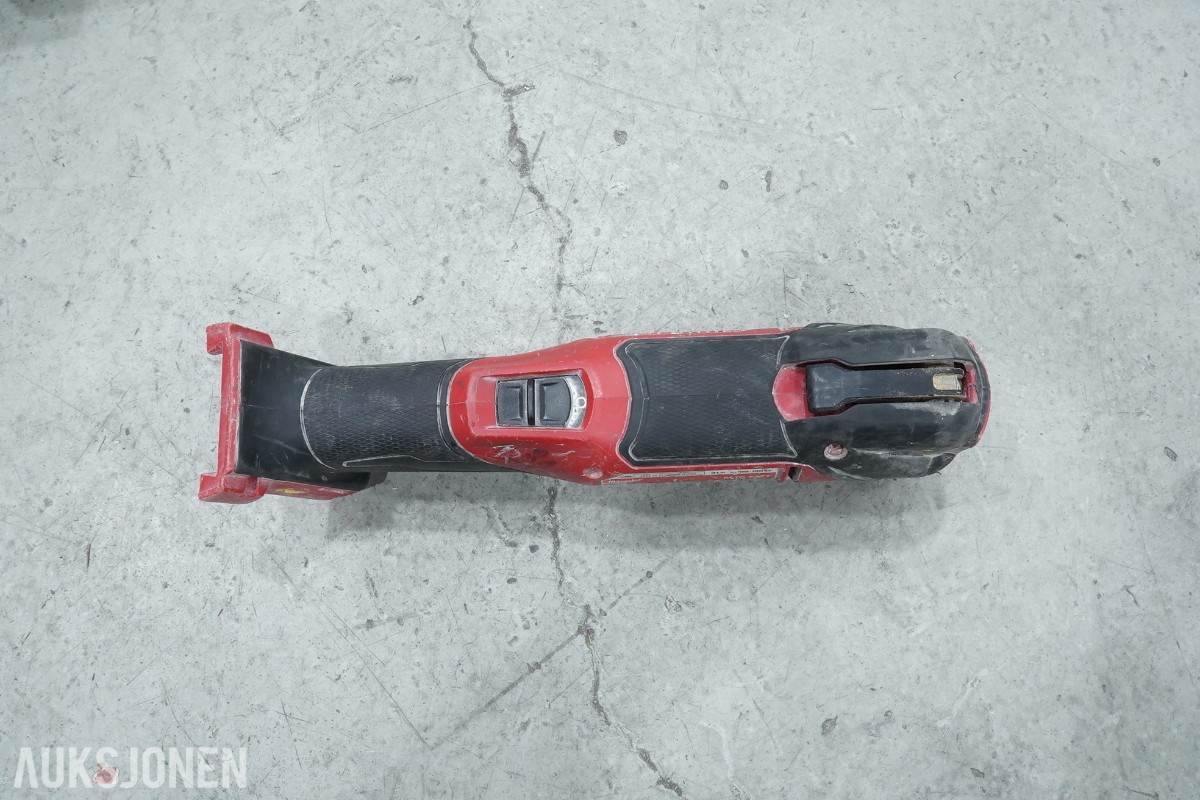 Parti Milwaukee M18 batteriverktøy - 8 maskiner, batterier, ladere