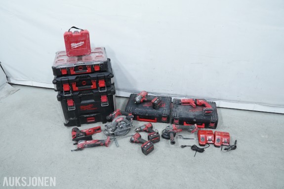 Parti Milwaukee M18 batteriverktøy - 8 maskiner, batterier, ladere og verktøykasser