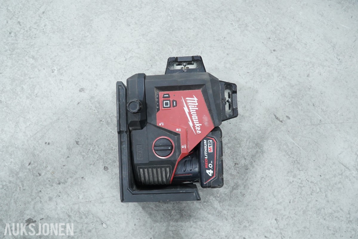 Milwaukee M12/M18 verktøypakke - 9 maskiner og 3 ladere
