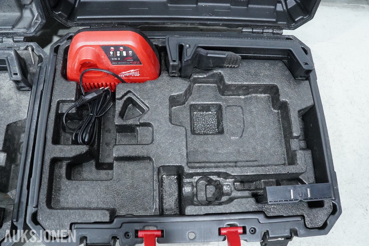 Milwaukee M12/M18 verktøypakke - 9 maskiner og 3 ladere