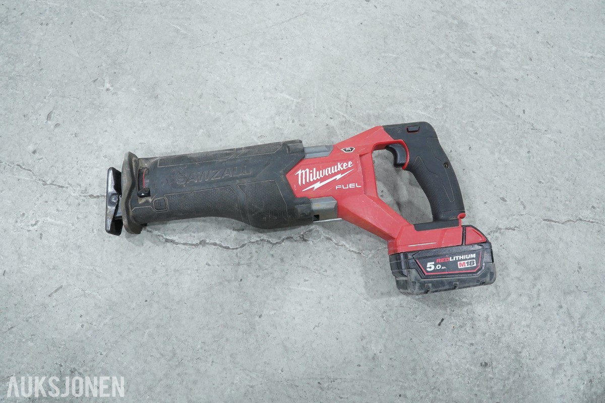 Milwaukee M12/M18 verktøypakke - 9 maskiner og 3 ladere