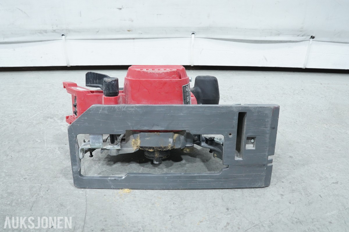 Milwaukee M12/M18 verktøypakke - 9 maskiner og 3 ladere