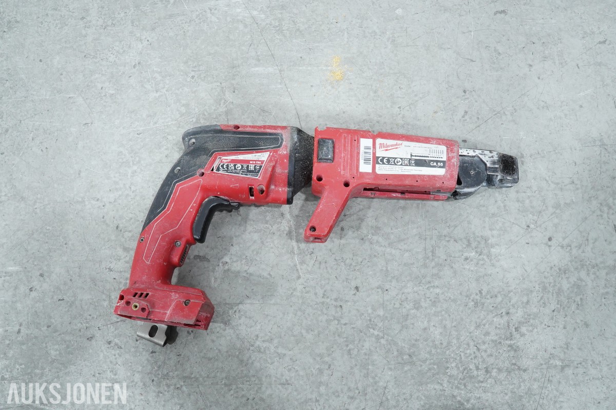 Milwaukee M12/M18 verktøypakke - 9 maskiner og 3 ladere