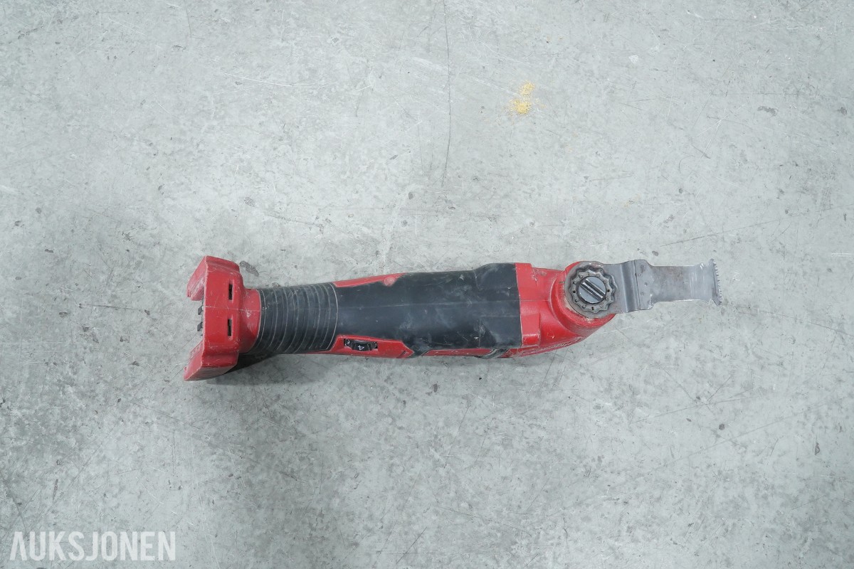 Milwaukee M12/M18 verktøypakke - 9 maskiner og 3 ladere