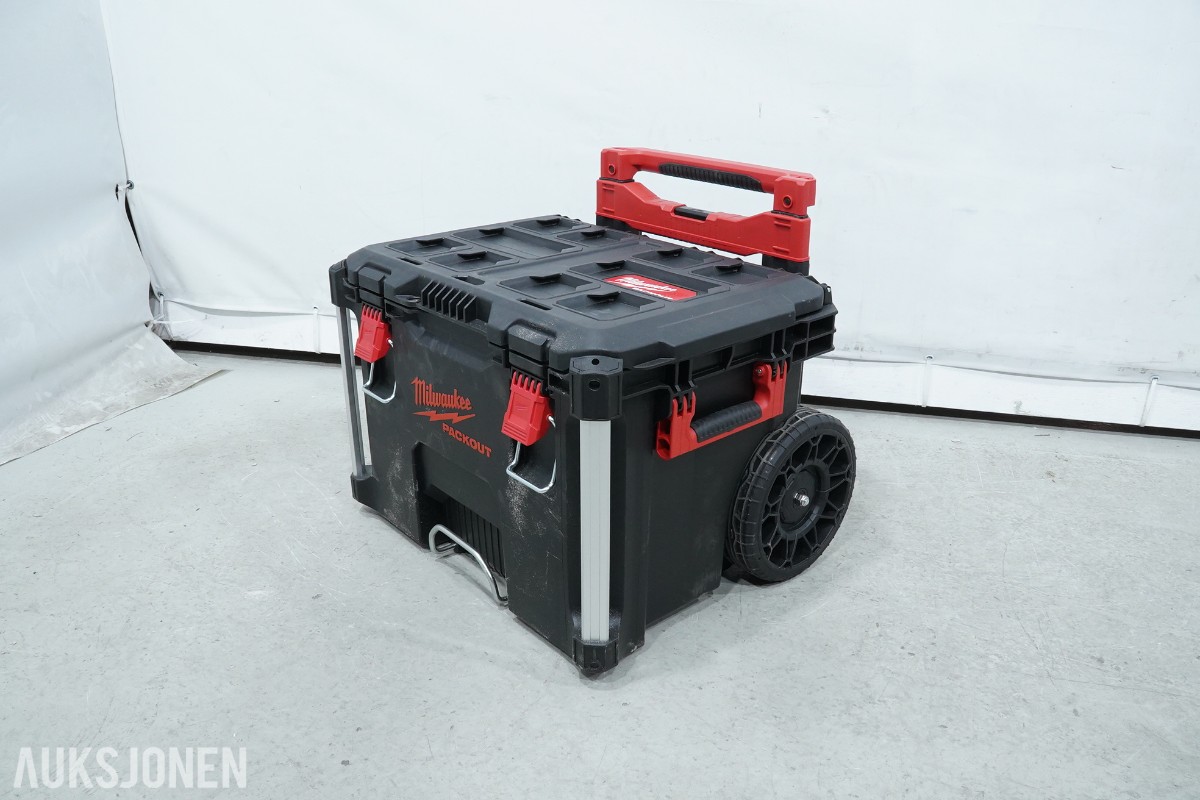 Milwaukee M12/M18 verktøypakke - 9 maskiner og 3 ladere