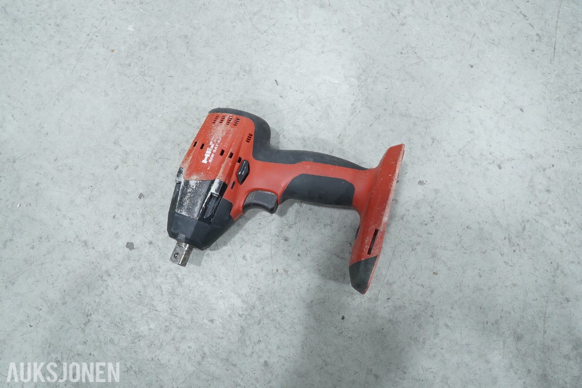 Nilfisk ATTIX 30-21 PC støvsuger med Hilti batteriverktøy og injeksjonsverktøy