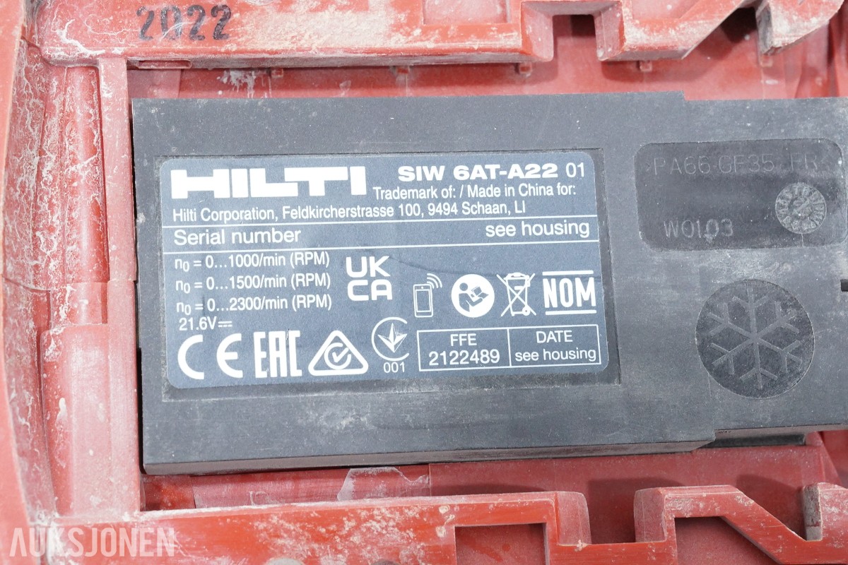 Nilfisk ATTIX 30-21 PC støvsuger med Hilti batteriverktøy og injeksjonsverktøy