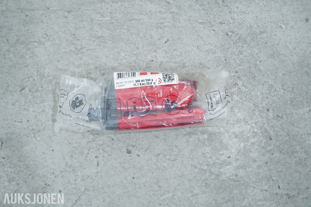 Nilfisk ATTIX 30-21 PC støvsuger med Hilti batteriverktøy og injeksjonsverktøy