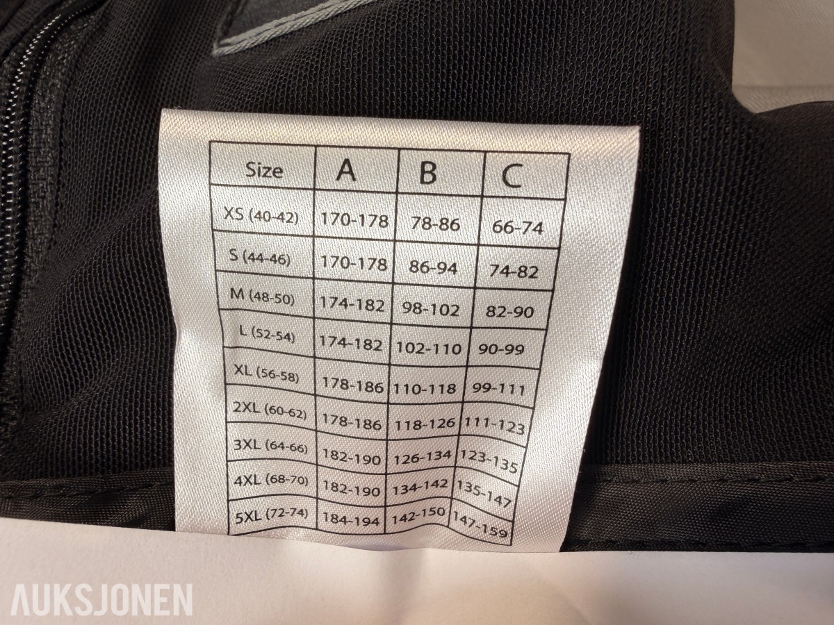 79 stk Univern ProNordic 3-lags skalljakker i størrelse XS/3XL
