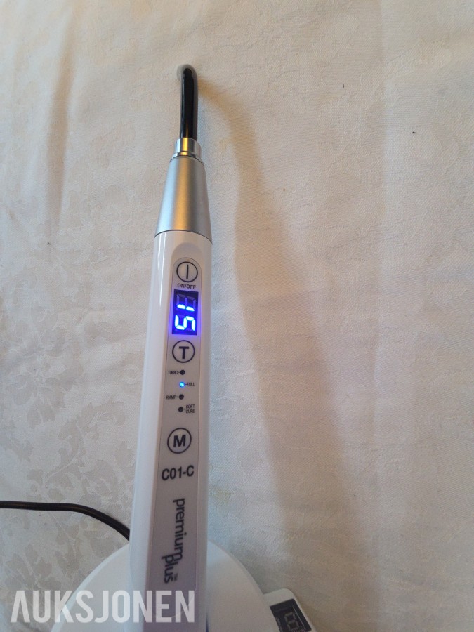Premium Plus C01-C LED herdelampe med ladestasjon