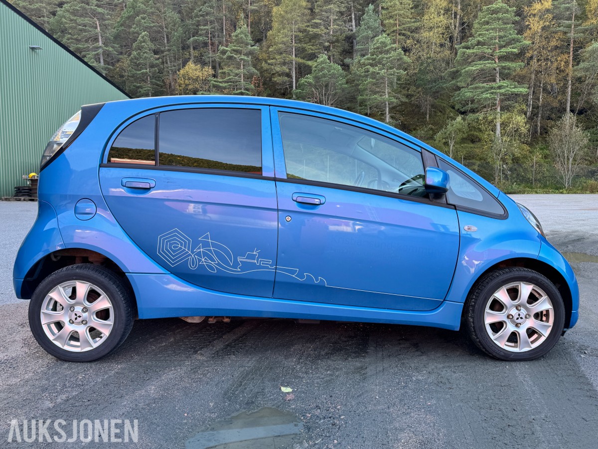 2012 Mitsubishi I-MIEV - delebil/rep objekt.