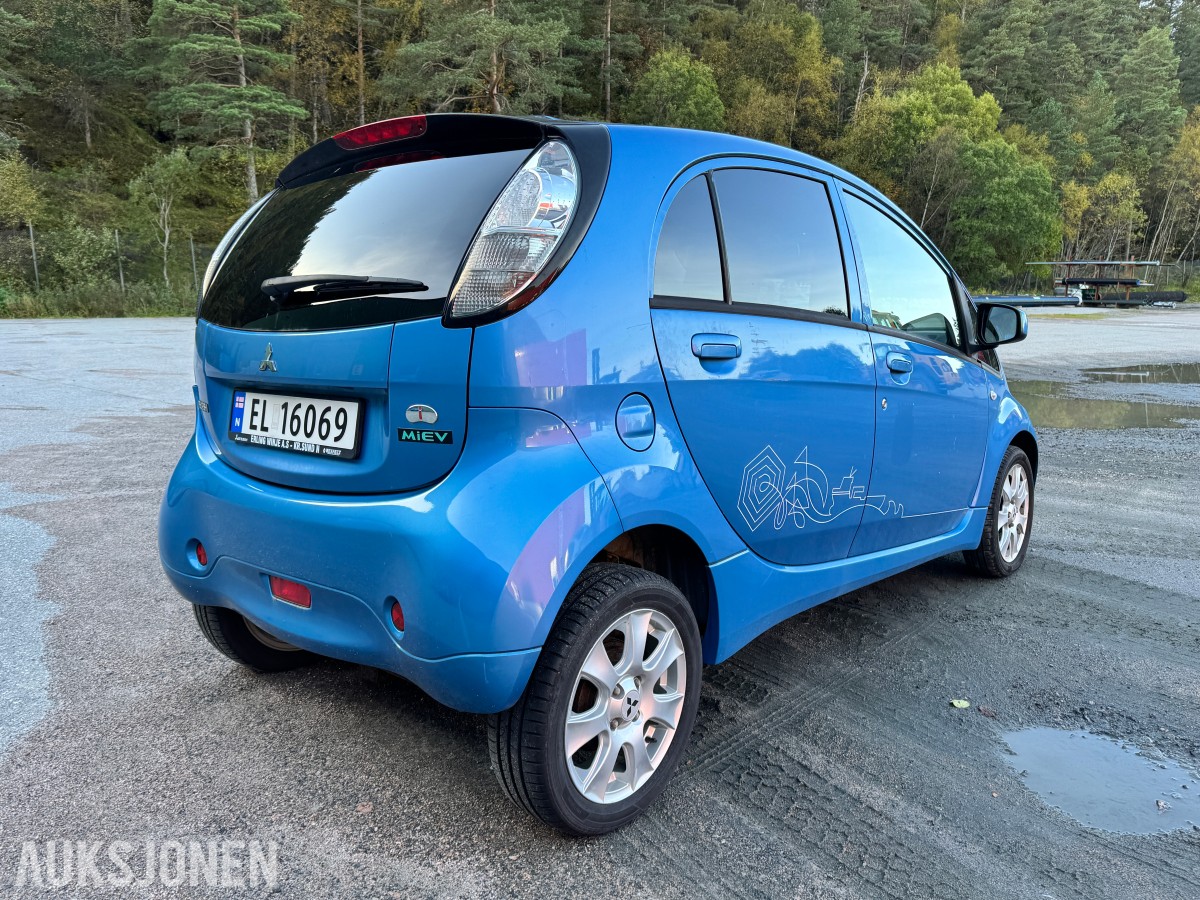 2012 Mitsubishi I-MIEV - delebil/rep objekt.